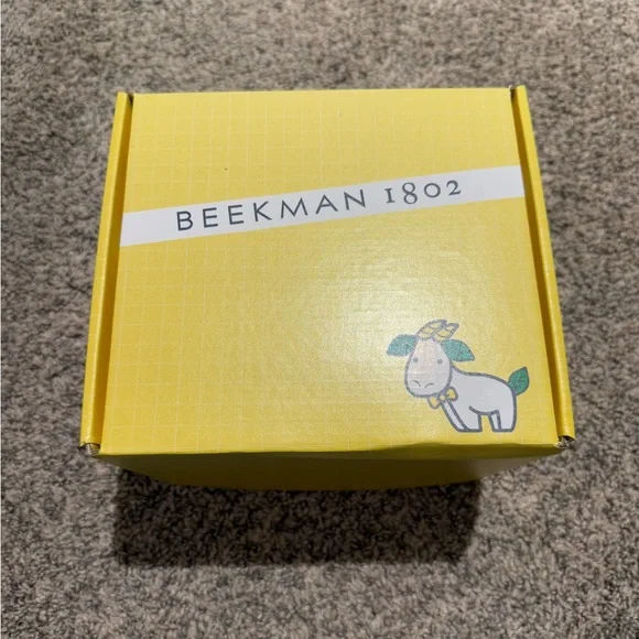 NEW Beekman 1802 Set with Chia Pet Goat